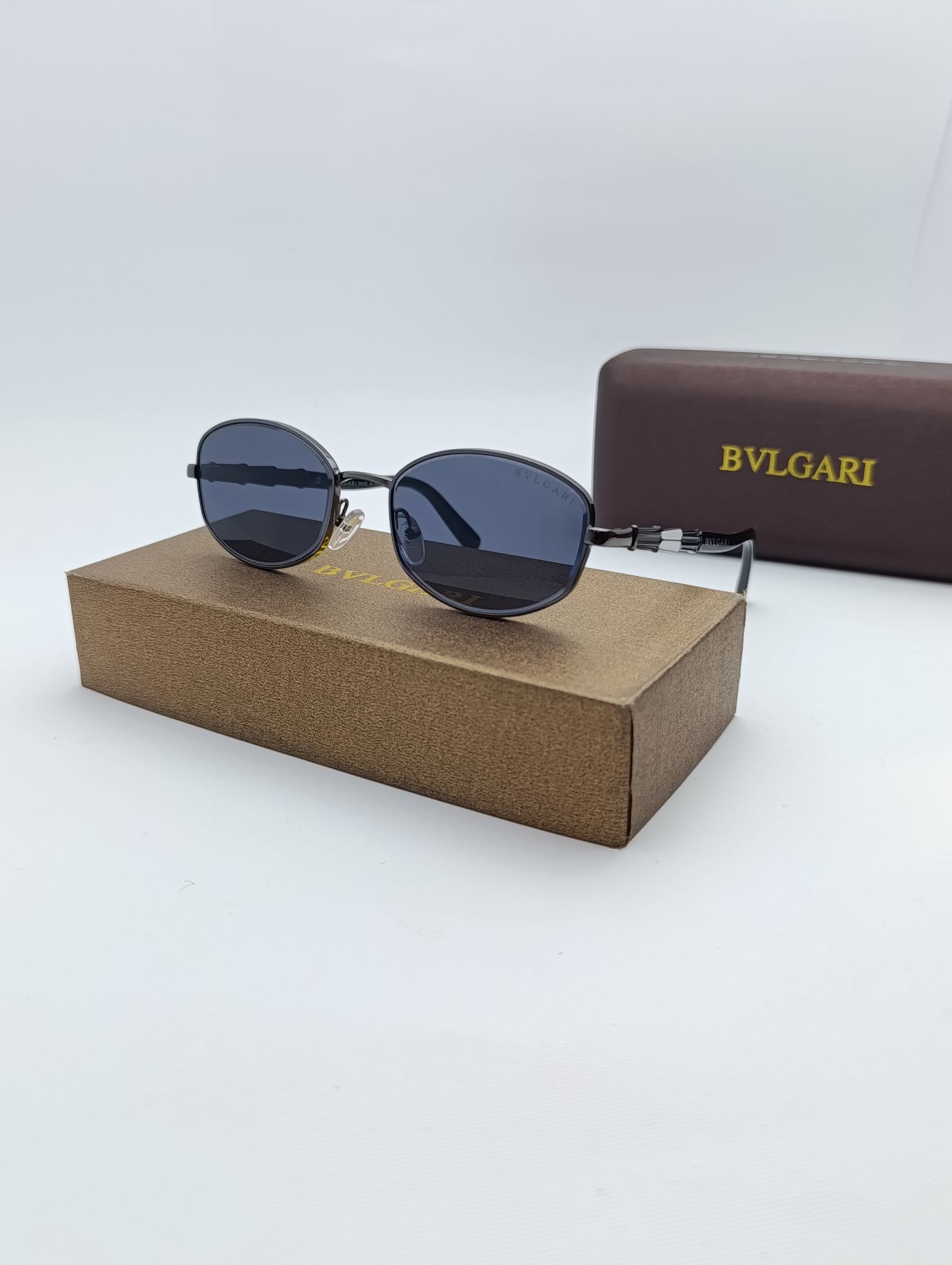 عینک آفتابی بیضی زنانه بلگاری مدل C626 رنگ مشکی براق